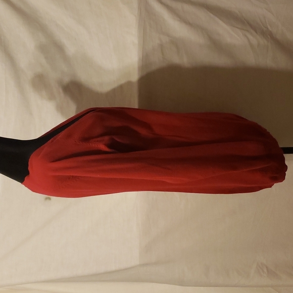 Red longer sweater - Picture 4 of 5